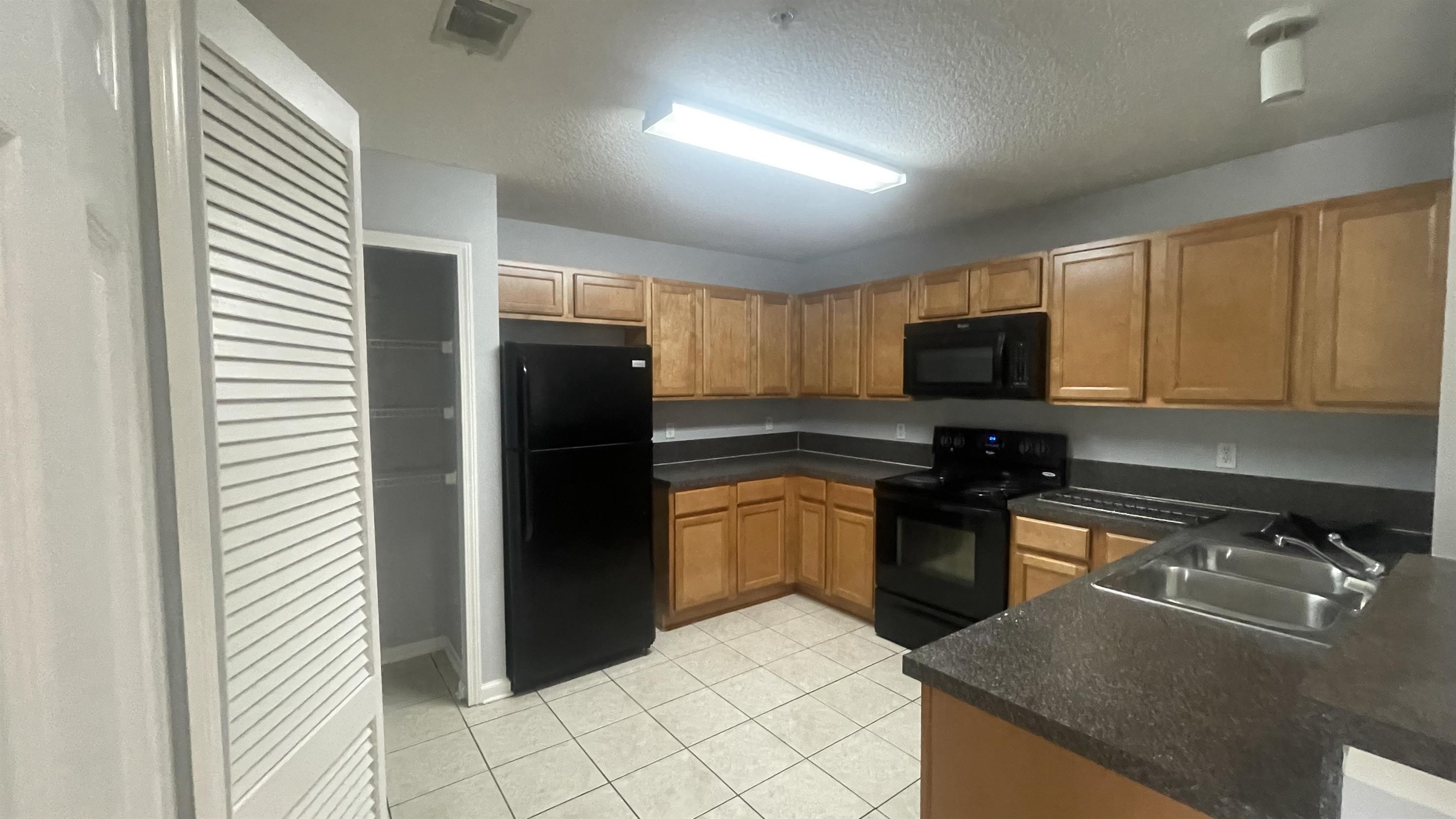 3670 Kirkpatrick Cir #9