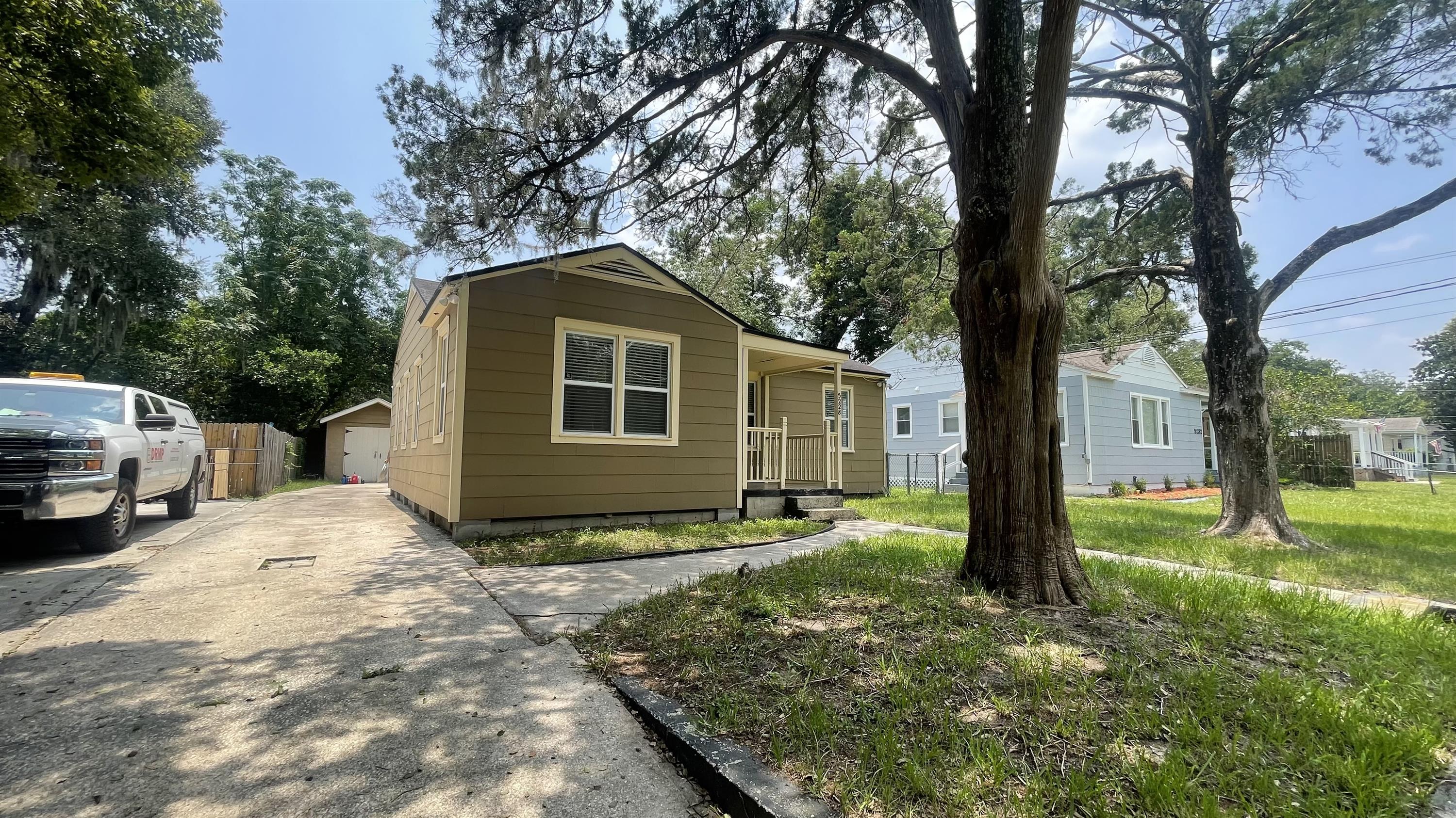 Property thumbnail image